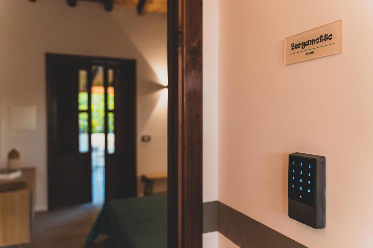 Il Limoneto Rooms Terme Vigliatore Eksteriør bilde