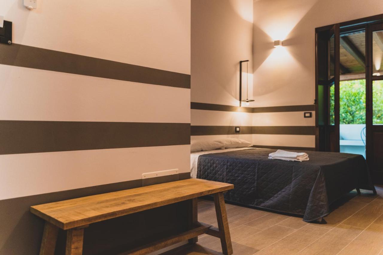 Il Limoneto Rooms Terme Vigliatore Eksteriør bilde
